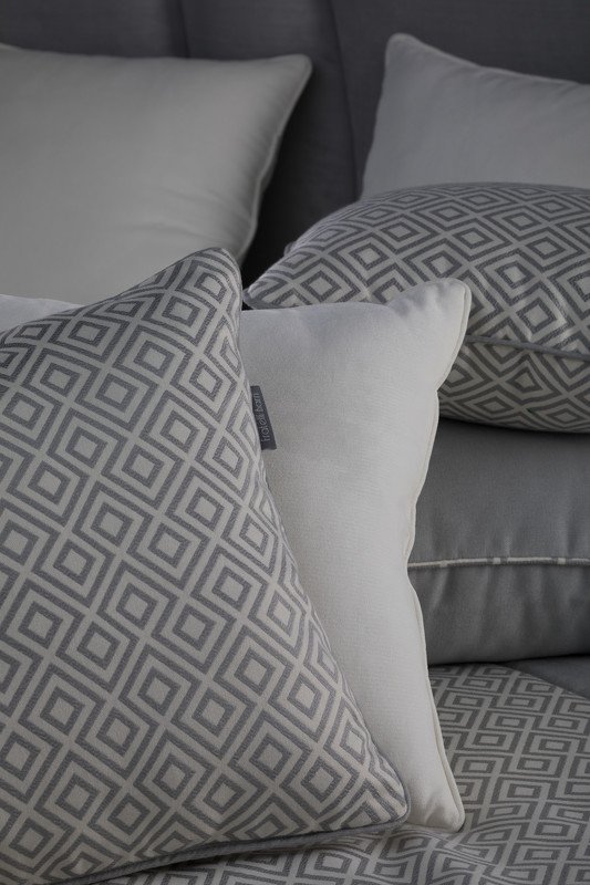 Подушка Chiara TEXTILE