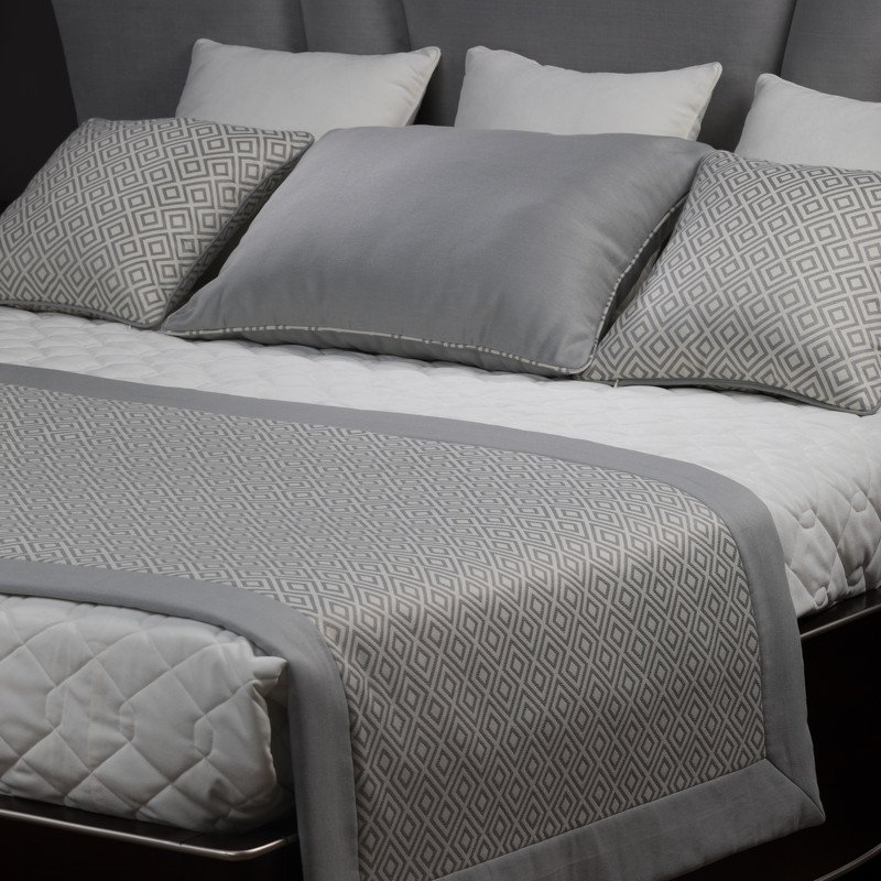 Подушка Chiara TEXTILE