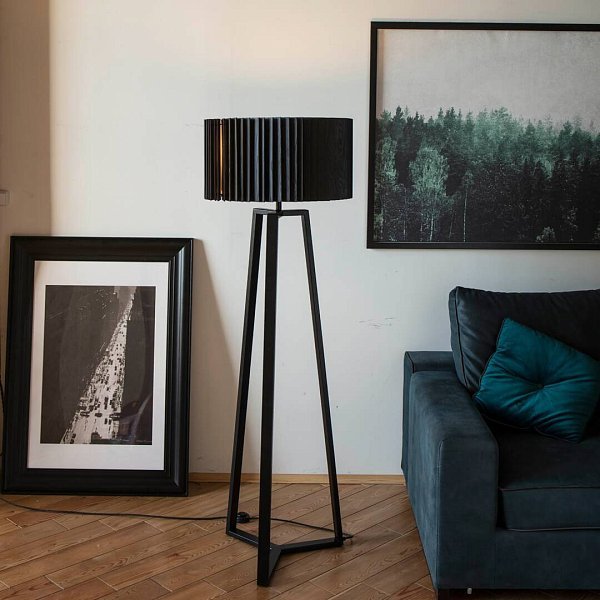 Rotor Floor Lamp — дуб черный — Черный