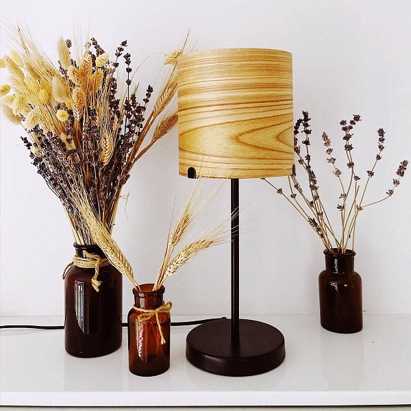 Jupiter Table Lamp — оливковый ясень