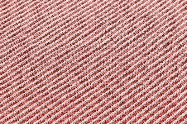 Подушка GL Diagonal миндально-красная 70x70