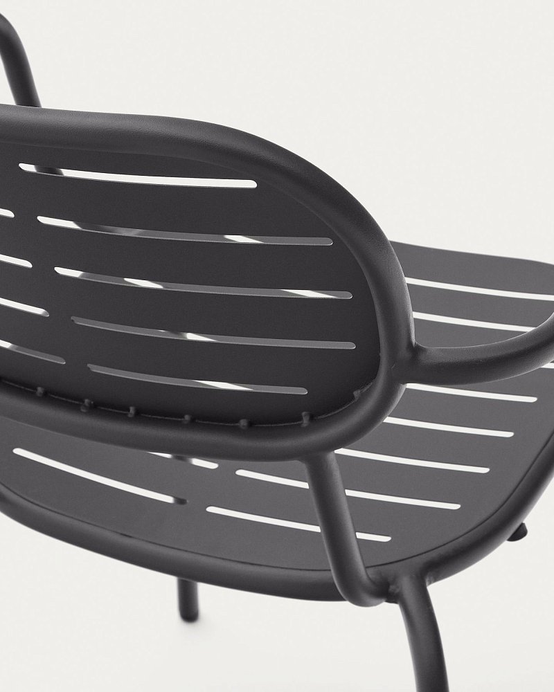 Стул для улицы Brai с подлокотниками из оцинкованной стали тёмно-серого цвета