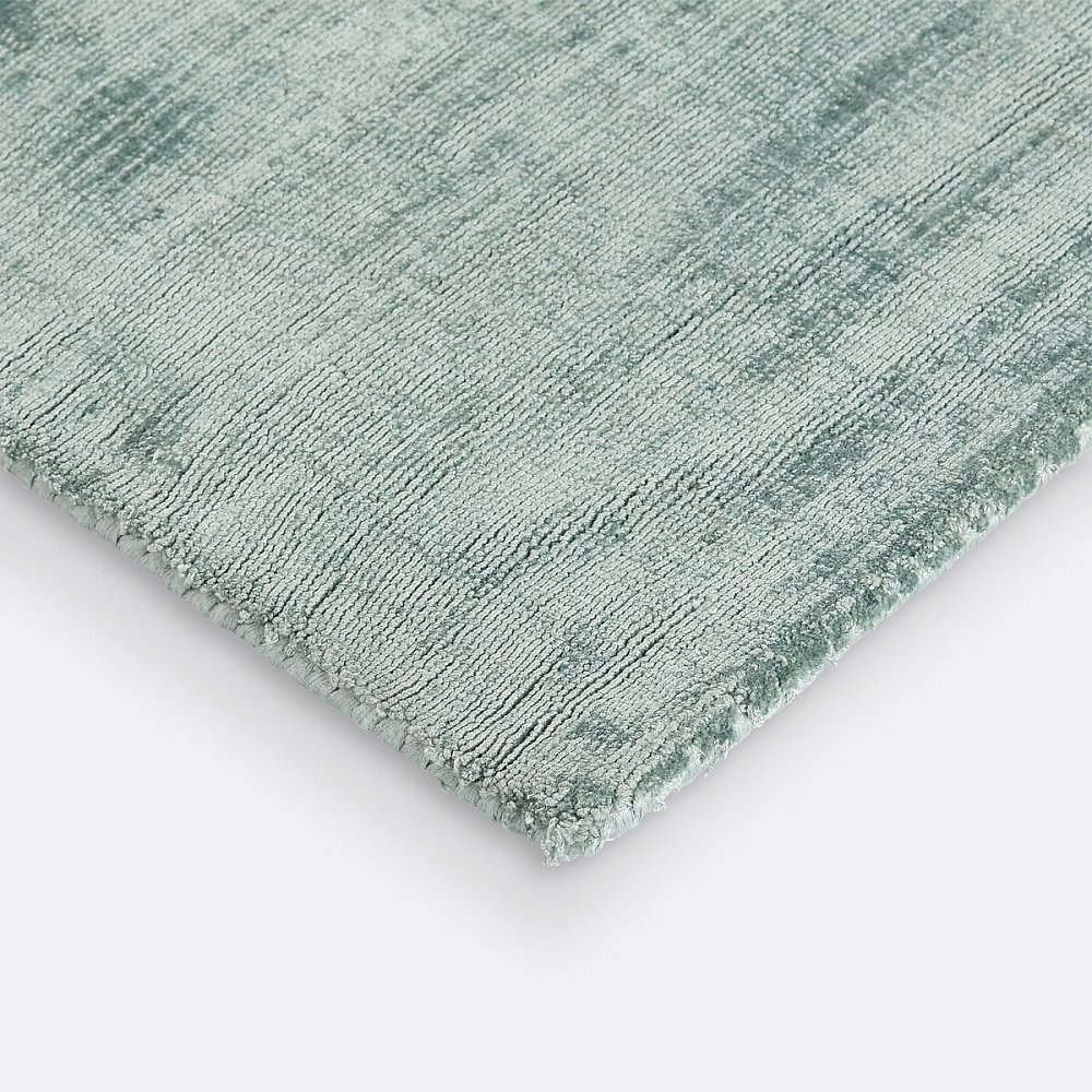 Ковер 100 Tencel с эффектом состаренной ткани Izri 160 x 230 см зеленый