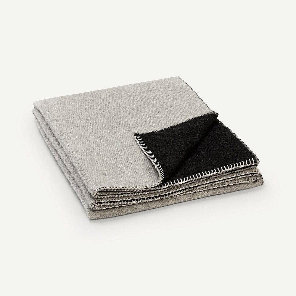 Плед двухсторонний из молодой альпаки Peyote 135 x 180 см серый