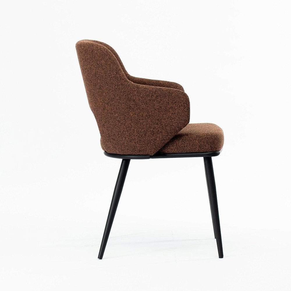 Стул Трентино с подлокотниками с вырезом ткань цвет охра ножки металл тон черный