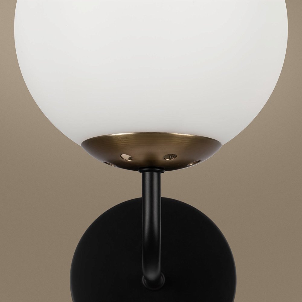 Настенный светильник (бра) Navel FR8016WL-01BBS1