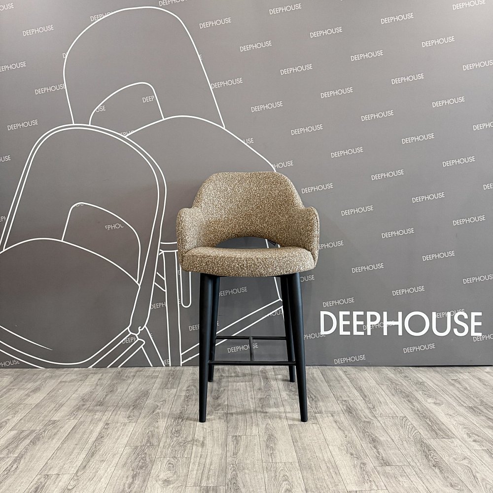 Стул Мартин полубарный коричневая ткань букле ножки черные