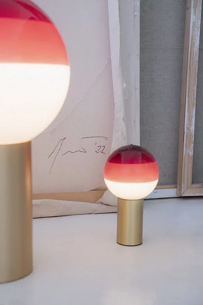 Настольный светильник Dipping Light S Burgundy-матовая латунь