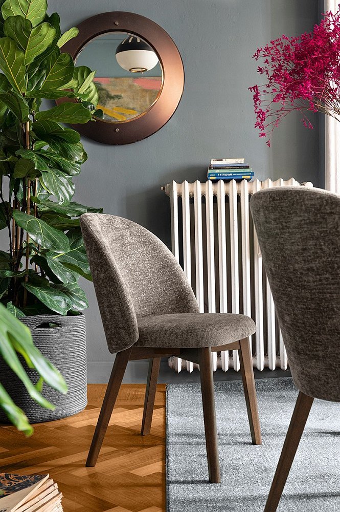 TUKA MID CB2190 Стул