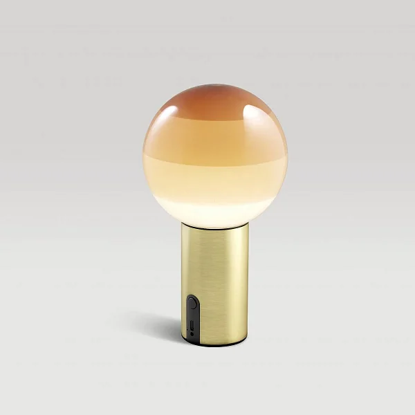 Настольный светильник Dipping Light Portable кремовый-матовая латунь