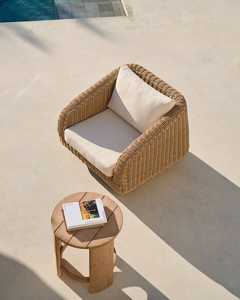 Кресло Meria из искусственного ротанга