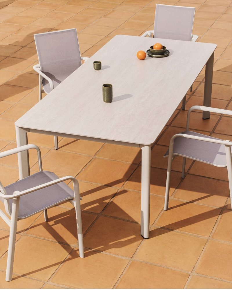 Уличный стол Anafi с бежевой столешницей из спеченного камня, 220 x 100 см