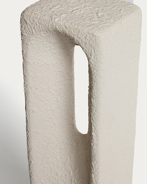 Скульптура Vriona из папье-маше цвета экрю 11 x 44,5 см