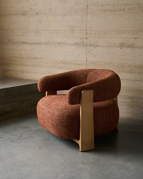 Кресло Granite из терракотовой синели и массива ясеня с натуральной отделкой