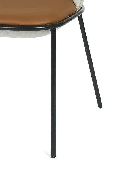 Обеденный стул Embrace